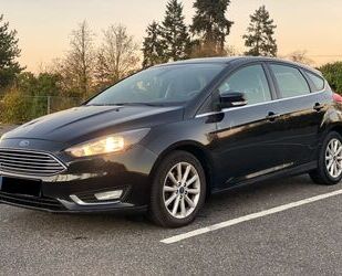 Ford Ford Focus Lim. Titanium, Service Nur Ford, TOP 1 Gebrauchtwagen