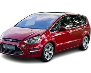 Ford Ford S-MAX Titanium Navi SHZ Panorama Automatik Gebrauchtwagen