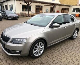 Skoda Skoda Octavia Lim. Elegance LMF.Klimaaut.Standheiz Gebrauchtwagen