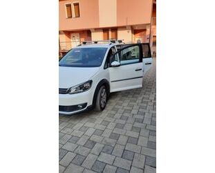 VW Volkswagen Touran 1.6 TDI DSG - Gebrauchtwagen