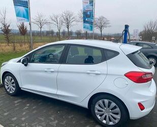 Ford Ford Fiesta 1,0 EcoBoost 70 kW Titanium Navi Gebrauchtwagen