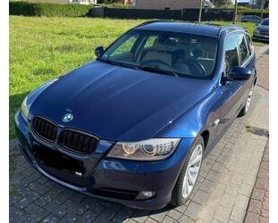 BMW BMW 325i xDrive Touring Gebrauchtwagen