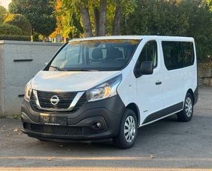 Nissan Nissan NV300 Kombi L1H1 2,7t COMFORT /9-Sitzer/Nav Gebrauchtwagen