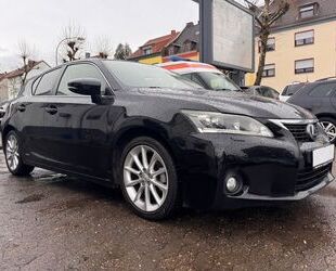 Lexus Lexus CT 200h Dynamic Line Navi Kamera LED SHZG PD Gebrauchtwagen