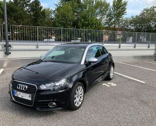 Audi Audi A1 1.4 TFSI S tronic 119g CO2 Ambition Ambiti Gebrauchtwagen