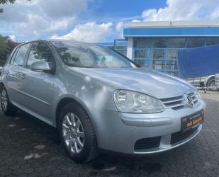 VW Volkswagen Golf V Lim. Comfortline/5TÜRER/1.6 Benz Gebrauchtwagen