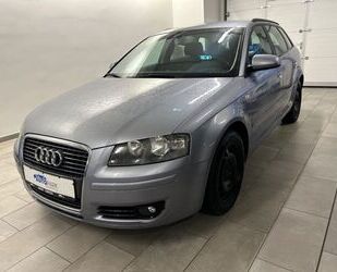 Audi Audi A3 Sportback 1.6 FSI Attraction Gebrauchtwagen