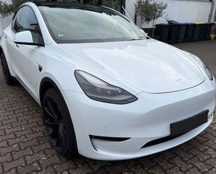 Tesla Tesla Model Y Long Range AWD* AHK*Matrix LED*20 Zo Gebrauchtwagen