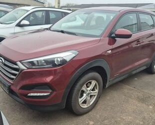 Hyundai Hyundai Tucson 1,6 ltr. blue 2WD 1.Hand Gebrauchtwagen