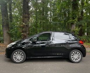 Peugeot Peugeot 208 PureTech 110 Allure Gebrauchtwagen