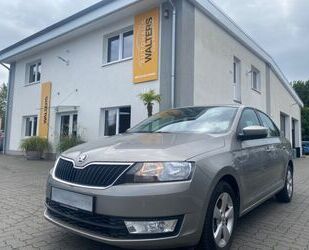 Skoda Skoda Rapid Ambition=Automatik-PDC-Sitzheizung= Gebrauchtwagen