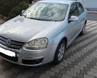 VW Volkswagen Jetta 1.6 Trendline Trendline Gebrauchtwagen