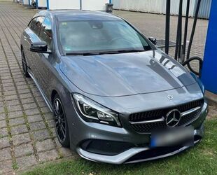 Mercedes-Benz Mercedes-Benz CLA 220 Shooting Brake CLA 220 4MATI Gebrauchtwagen