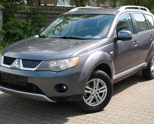 Mitsubishi Mitsubishi Outlander 2.0 DI-D Invite/4x4/AHK/Tüv N Gebrauchtwagen