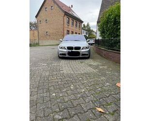 BMW BMW 320d Touring - M-Paket, Shadowline Gebrauchtwagen