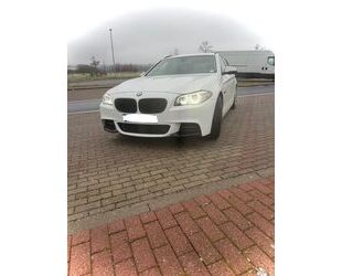 BMW BMW 525d xDrive Touring A Luxury Line Luxury Line Gebrauchtwagen