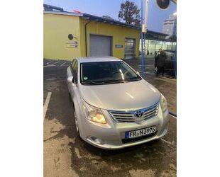 Toyota Toyota Avensis Combi 1.8-l-VVT-i - Gebrauchtwagen