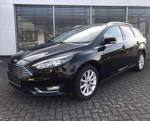 Ford Ford Focus Titanium Kombi Navi,Rückfahrkamera,TÜV Gebrauchtwagen