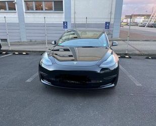 Tesla Tesla Model 3 Allradantrieb mit Dualmotor Long Ran Gebrauchtwagen