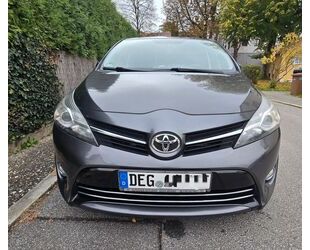 Toyota Toyota Verso 1.6l D-4D Start/Stop Executive 7-Sitz Gebrauchtwagen