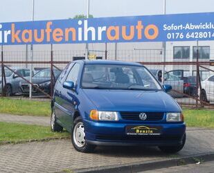 VW Volkswagen Polo*2-HANDSERVO*RADIO-CD*USB*ERST 90 T Gebrauchtwagen