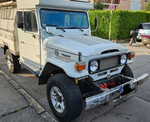 Toyota Toyota Land Cruiser BJ45 Pickup Wohnmobil Zulassun Gebrauchtwagen