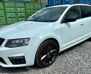 Skoda Skoda Octavia 2.0 TSI DSG RS Combi RS*Navi*Leder*S Gebrauchtwagen