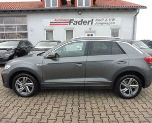 VW Volkswagen T-Roc 1.5 TSI DSG R-Line/PanoDach/LED/3 Gebrauchtwagen