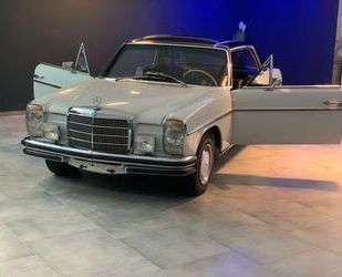 Mercedes-Benz Mercedes-Benz 250 CE AUTOMATIK H-ZULASSUNG TÜV NEU Gebrauchtwagen