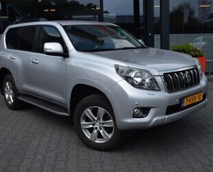 Toyota Toyota Land Cruiser 3.0 D-4D 5DRS VX A/T VAN Gebrauchtwagen