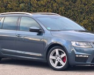 Skoda Skoda Octavia 2.0 TDI Combi RS-Aut.-Navi-Leder-Xe Gebrauchtwagen