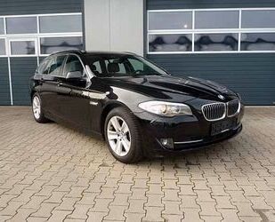 BMW BMW 520d Touring Automatik Leder SHZ 2xPDC Gebrauchtwagen