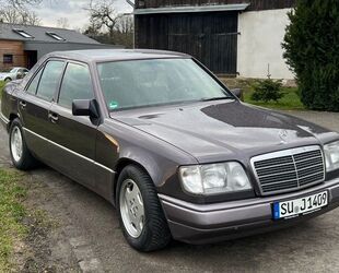 Mercedes-Benz Mercedes-Benz E220 Autom. AMG ESSD el.FH Klima Gebrauchtwagen