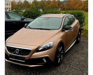 Volvo Volvo V40 D4 Cross Country Summum HUD Navi Automat Gebrauchtwagen