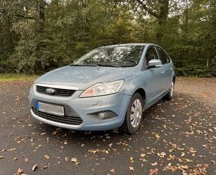 Ford Ford Focus 1,6 Ghia 1. Hand, scheckheftgepflegt Gebrauchtwagen