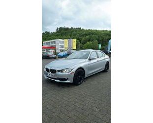 BMW BMW 335i xDrive Luxury / Stage 1 / Bi xenon Gebrauchtwagen