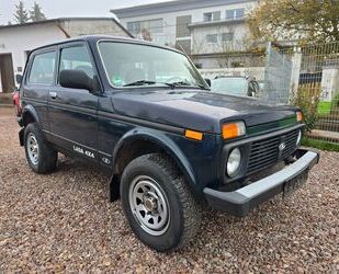 Lada Lada Niva Only 4x4*AHK*1 Hand*Tüv Neu* Gebrauchtwagen