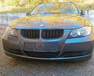 BMW BMW 320i touring - Tüv Neu 10/2026 Gebrauchtwagen