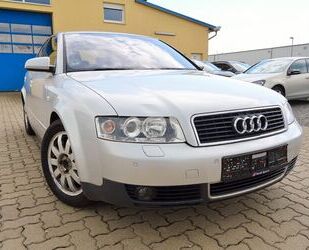 Audi Audi A4 2.4 V6, Leder, Navi, Schiebedach, Tempomat Gebrauchtwagen