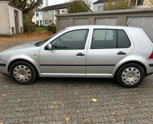 VW Volkswagen Golf 1.4 Basis Basis Gebrauchtwagen