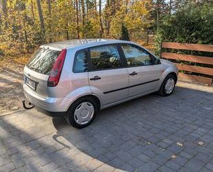 Ford Ford Fiesta 1.4 16V - Gebrauchtwagen