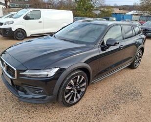 Volvo Volvo V60 Cross Country Pro AWD,Leder,Panorama,252 Gebrauchtwagen