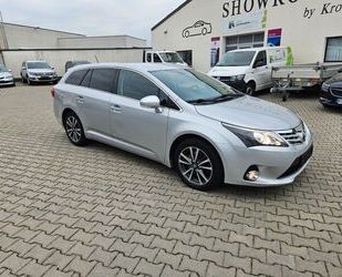 Toyota Toyota Avensis Kombi Edition Navi+Kamera+Temp+Sitz Gebrauchtwagen