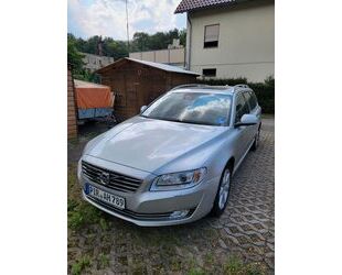 Volvo Volvo V70 D4 Summum Geartronic Summum Gebrauchtwagen