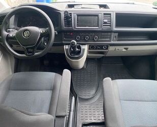 VW Volkswagen T6 Caravelle Transporter 8 SITZER KAMER Gebrauchtwagen