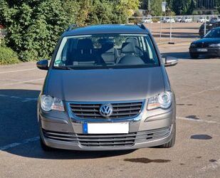 VW Volkswagen Touran 1.4 TSI 140PS 5-Sitzer AHK Tempo Gebrauchtwagen