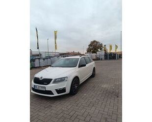 Skoda Skoda Octavia 2.0 TDI DSG 4x4 RS Combi RS Gebrauchtwagen