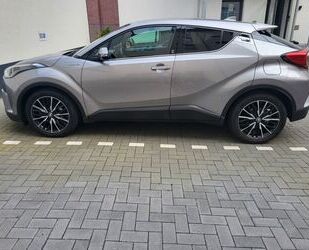 Toyota Toyota C-HR 1.8-l-VVTi Hybrid Style Selection Styl Gebrauchtwagen