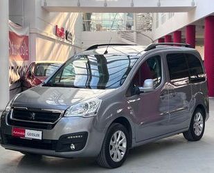 Peugeot Peugeot Partner Tepee Allure PDC+AHK+Kamera+Navi Gebrauchtwagen