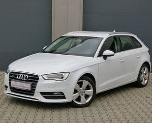 Audi Audi A3 Sportback quattro Xenon PDC Keyless Navi Gebrauchtwagen